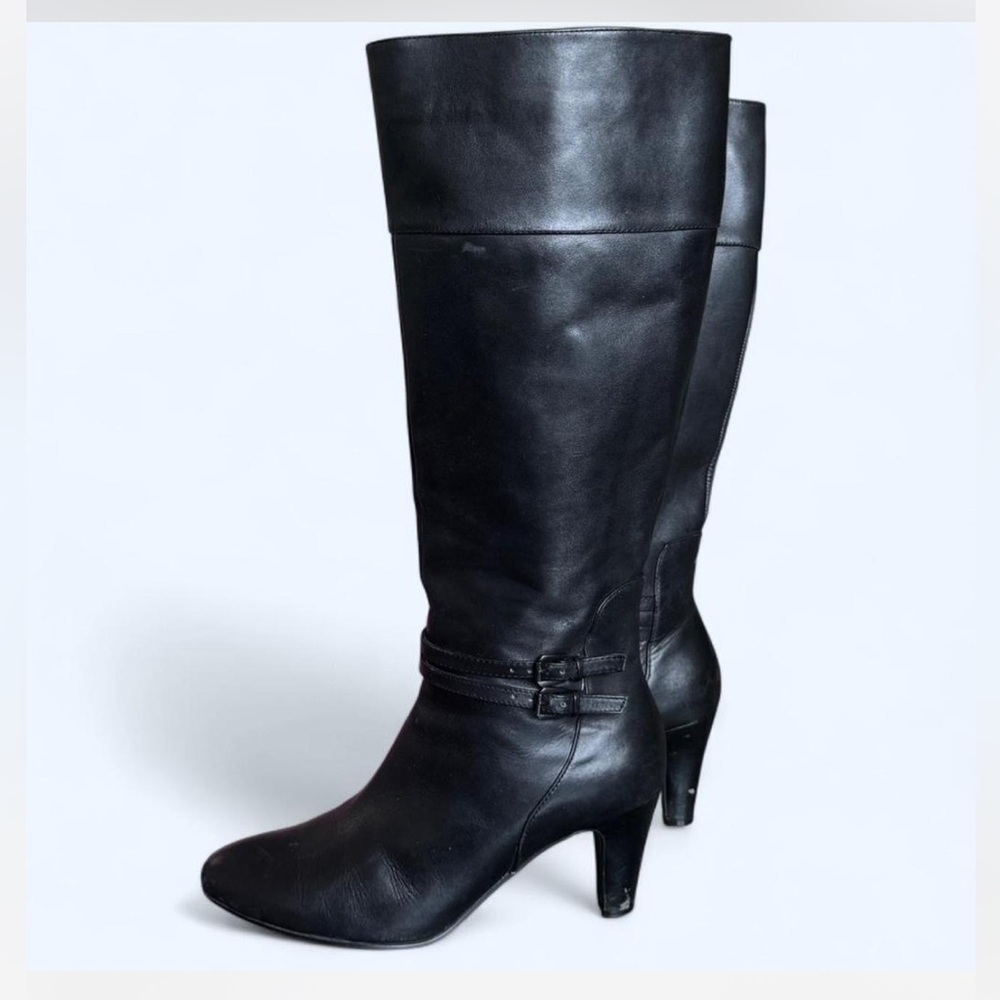 Elegant Black Knee-High Leather Boots
